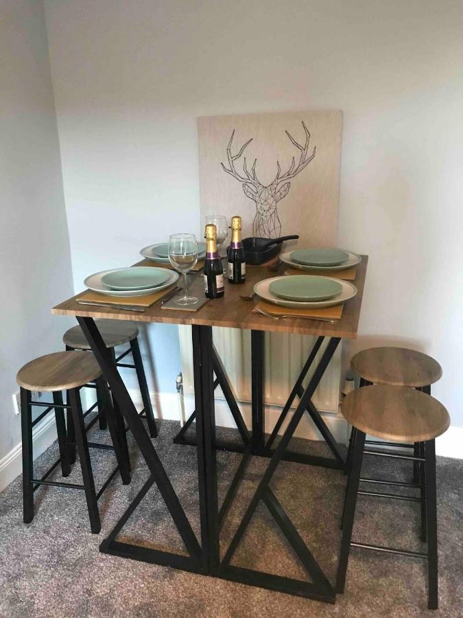 Fantastic 2 Bed Flat In Dunblane High Street Apartment Bagian luar foto